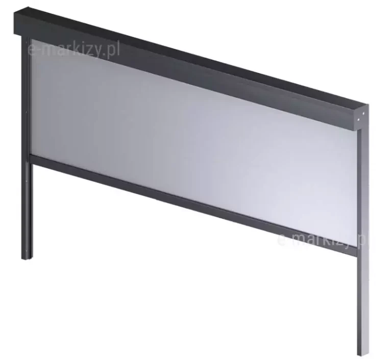 Wizualizacja techniczna zewnętrznej rolety tkaninowej typu Refleksol Ziiip 120 Aluprof, przedstawiona w rzucie aksonometrycznym na białym tle. System składa się z aluminiowej kasety o kwadratowym przekroju, dwóch bocznych prowadnic pionowych oraz dolnej belki obciążającej. Konstrukcja nośna lakierowana jest na ciemnoszary, matowy kolor z palety antracytowej. Pomiędzy prowadnicami rozpięte jest półtransparentne poszycie z tkaniny technicznej w kolorze jasnoszarym, która jest częściowo wysunięta z kasety. Charakterystyczną cechą widocznego systemu jest mechanizm zamka błyskawicznego zintegrowany z krawędziami tkaniny, co zapewnia jej pełne napięcie oraz szczelne przyleganie do wnętrza prowadnic bocznych, eliminując prześwity między materiałem a profilem. Dolna krawędź tkaniny wykończona jest poziomą listwą, która stabilizuje materiał i zapewnia jego równomierne zwijanie.