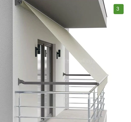 Markiza balkonowa Italia bez kasety w pełni rozłożona – skuteczna osłona przeciwsłoneczna zasłaniająca całą przestrzeń nad balustradą balkonu