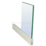 Szklany panel przesuwny z aluminiowym profilem w kolorze białym