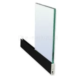 Szklany panel przesuwny z aluminiowym profilem w kolorze czarnym