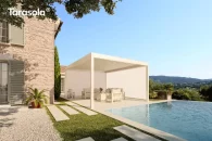 Pergola Tarasola Essential z pełnymi roletami bocznymi zapewniająca osłonięty i prywatny taras przy domu