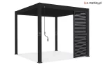 Pergola ogrodowa Marlo z panelem bocznym wyposażonym w żaluzje regulowane na górze i na dole w jednolitym, ciemnym kolorze.