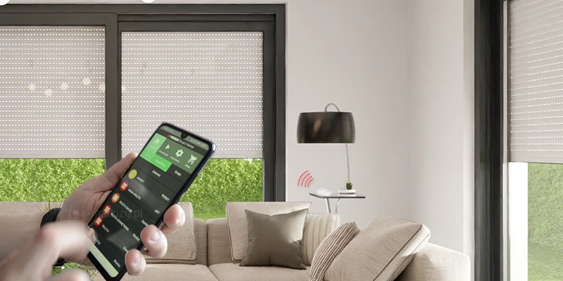 somfy tahoma, sterowanie telefonem, centralka do smartphona, android sterowanie markizą, ios sterowanie markizą Yooda Smart Home sterowanie telefonem z sygnałem dwukierunkowym - centrala zwróci informację czy osłona została zamknięta lub otwarta